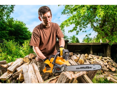 Riwall PRO RACS 3540i - řetězová pila s aku indukčním motorem 40 V (bez baterie a nabíječky)