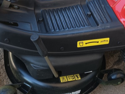 Travní traktor Seco Starjet  UJ - 102