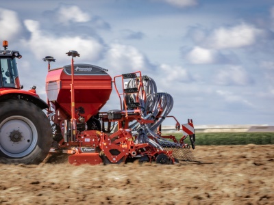 Kverneland E-Drill maxi plus