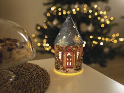 Domek vánoční svítící 5 LED