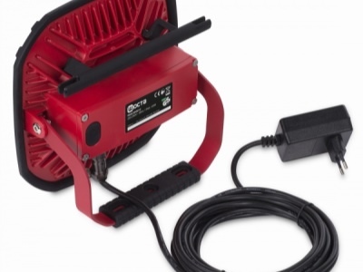 WOC200010 - LED reflektor OCTA AC/DC 20W nabíjecí