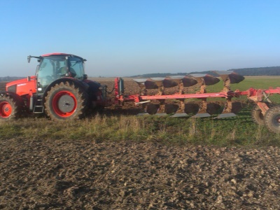 Kubota M135GX -  M135GX-S