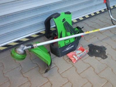 Křovinořez motorový Active 4,5 BT 