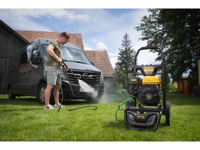 Riwall PRO RPPW 207 SET - benzínová tlaková myčka 207 barů s příslušenstvím