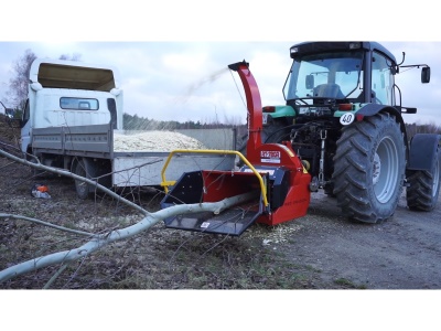 Diskový štěpkovač RT-720RH s vlastní hydraulikou Remet