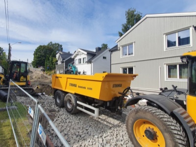 Traktorový sklápěcí vůz DumpLoada DL600