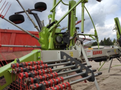 Shrnovač píce CLAAS Liner 1750