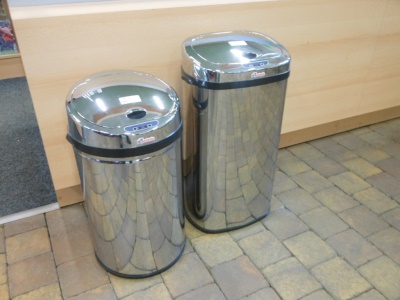 Bezdotykový odpadkový koš TRENTO 30L nerez 