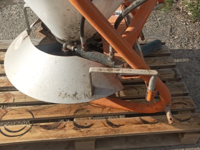 Jednokotoučové rozmetadlo CONE 300 W