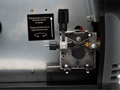 Sada svářecí poloautomatický invertor SPI-320 s aku úhlovou bruskou PGA22-1B-C + svařovací drát FW81
