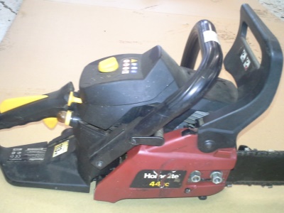 Řetězová pila Homelite HCS4446