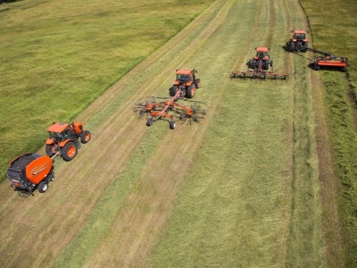 Lis na balíky Kubota BV4000