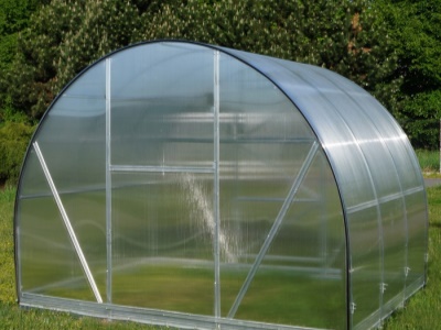 Zahradní polykarbonátový skleník KIN IDEAL 14x3m PC 6mm