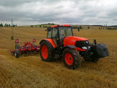 Kubota M 130 X