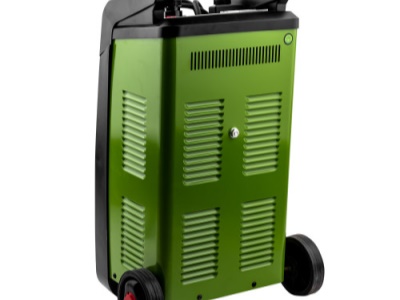 Nabíječka autobaterií se startovacím zdrojem Procraft PZ550A