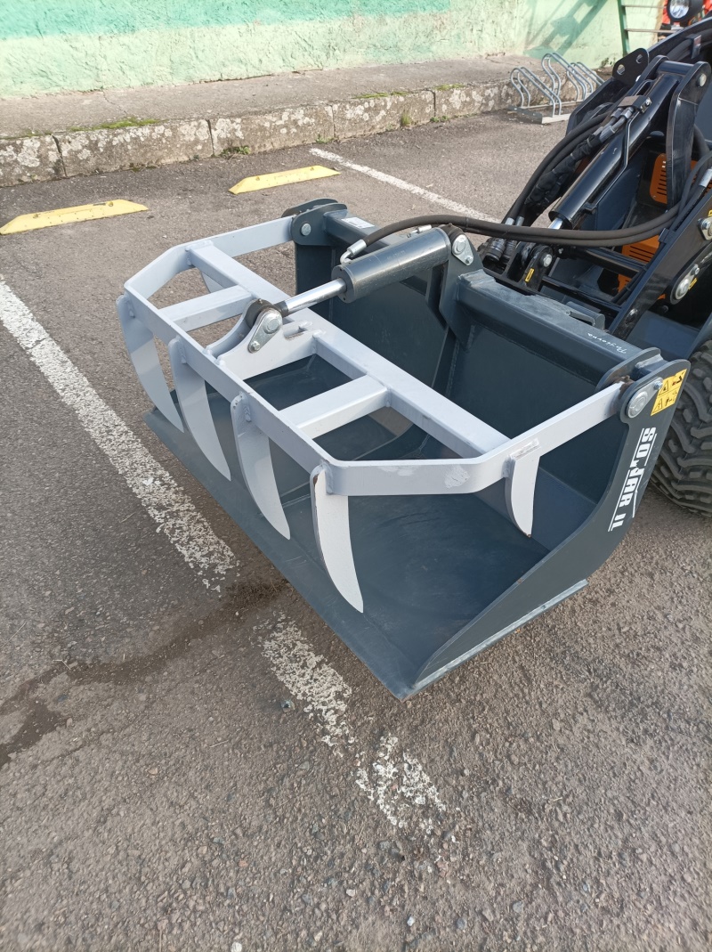 Lžíce s přidržovačem LKM SNR 1100 AVANT