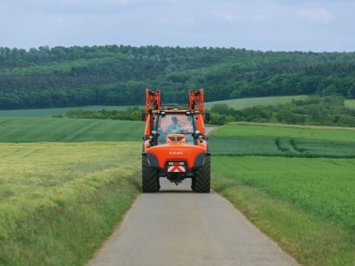 Postřikovač Kubota XMS2+XFT