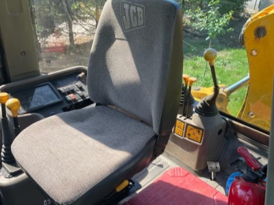 Nakladač JCB 2CX-DX