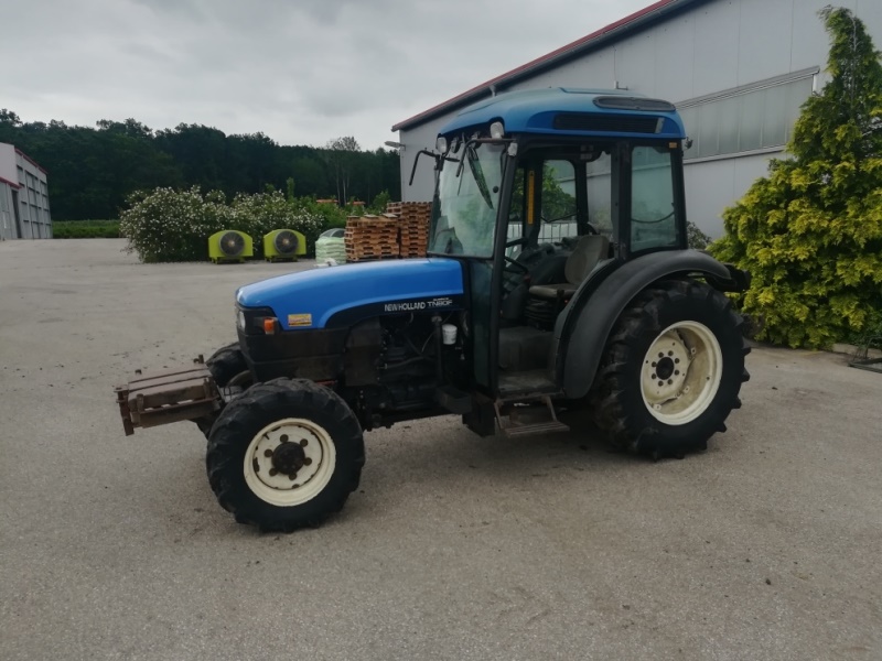 NEW HOLLAND TN94 F