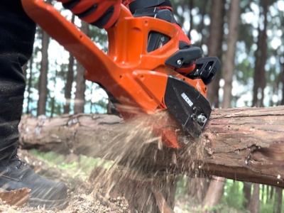 AKU řetězová pila ECHO DCS-2500