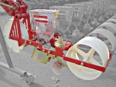 Nesený secí stroj Terradonis JPH - 1 řádek