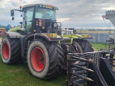 Zemědělský traktor CLAAS Xerion 5000 Trac VC