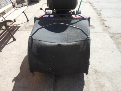 Travní traktor MTD RH 115/76 