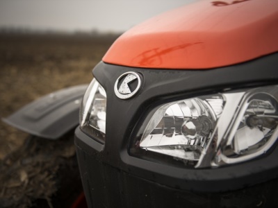 Zemědělský traktor Kubota M 8560