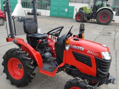 Malotraktor Kubota B1121