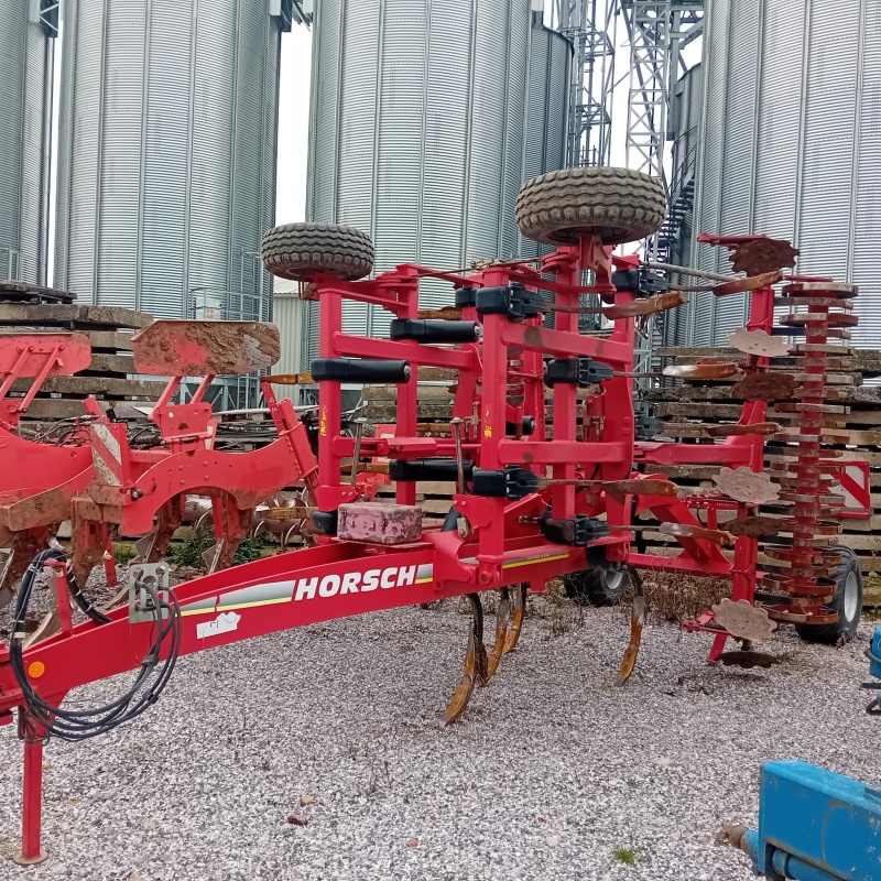 Kypřič HORSCH Terrano 5 FX