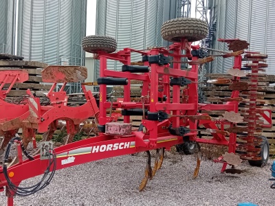 Kypřič HORSCH Terrano 5 FX