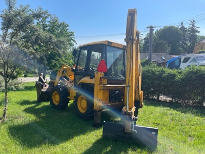 Nakladač JCB 2CX-DX