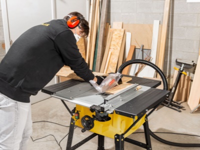 POWX07595 - Stolová pila 2000 W 250 mm