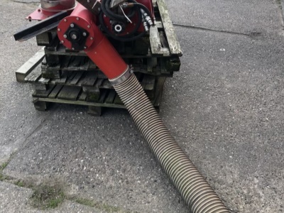 Šnekový dopravník AGRIMONT SSN 20