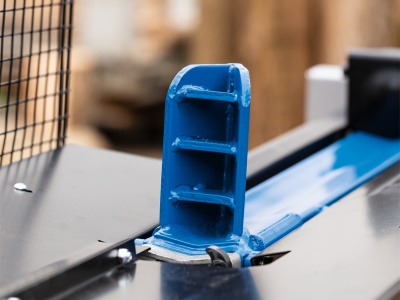 Scheppach HL 760 LS - horizontální štípač na dřevo 7t se stojanem