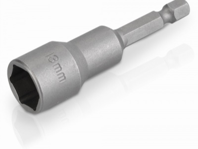 KRT062300 - Nástrčný klíč magnetický 13 mm