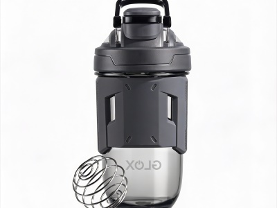 1029G - Tritanový šejkr 700 ml