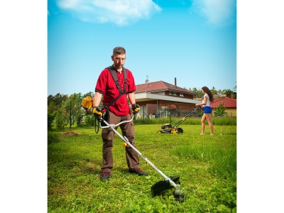 Riwall PRO RPB 360 4T - křovinořez s benzínovým 4-taktním motorem 36 cm3