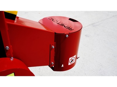 Špalíkovač se spalovacím motorem Model RS-80 Remet (7 HP)