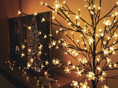 Stromek třešeň 200 LED