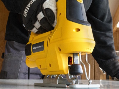 POWX0302 - Přímočará pila 600 W 1 acc.