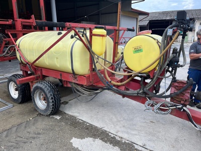 Postřikovač Hardi TR 2000 SPB