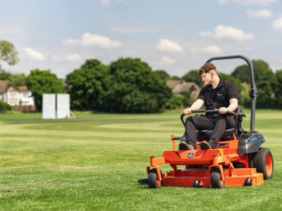 Elektrická sekačka Kubota ZE-481