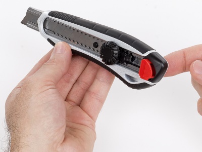 KRTH00204 - Hliníkový odlamovací nůž 18 mm