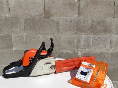  Motorová pila - Stihl  MS 211 -  lišta   35 cm