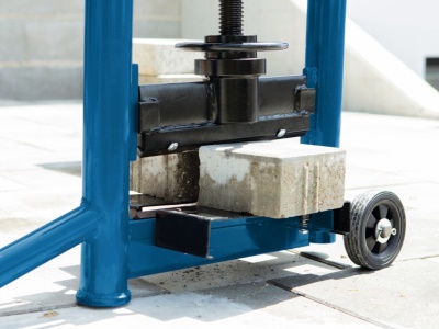 Scheppach HSC 130 - páková štípačka kamene