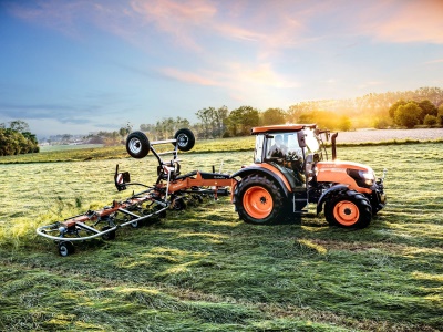Zemědělský traktor Kubota M4063 Cab