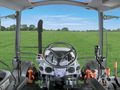 Zemědělský traktor Kubota M4063 ROPS