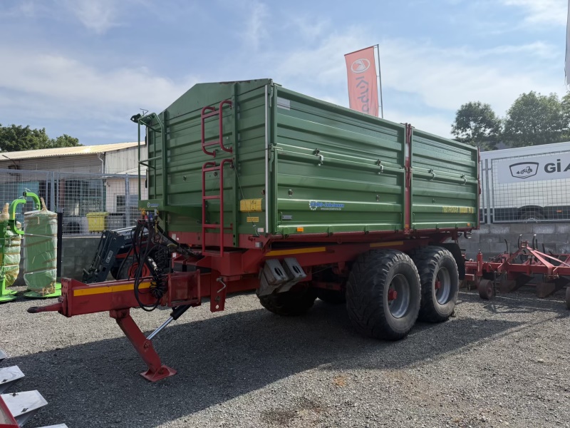 Sklápěcí přívěs Pronar T 683