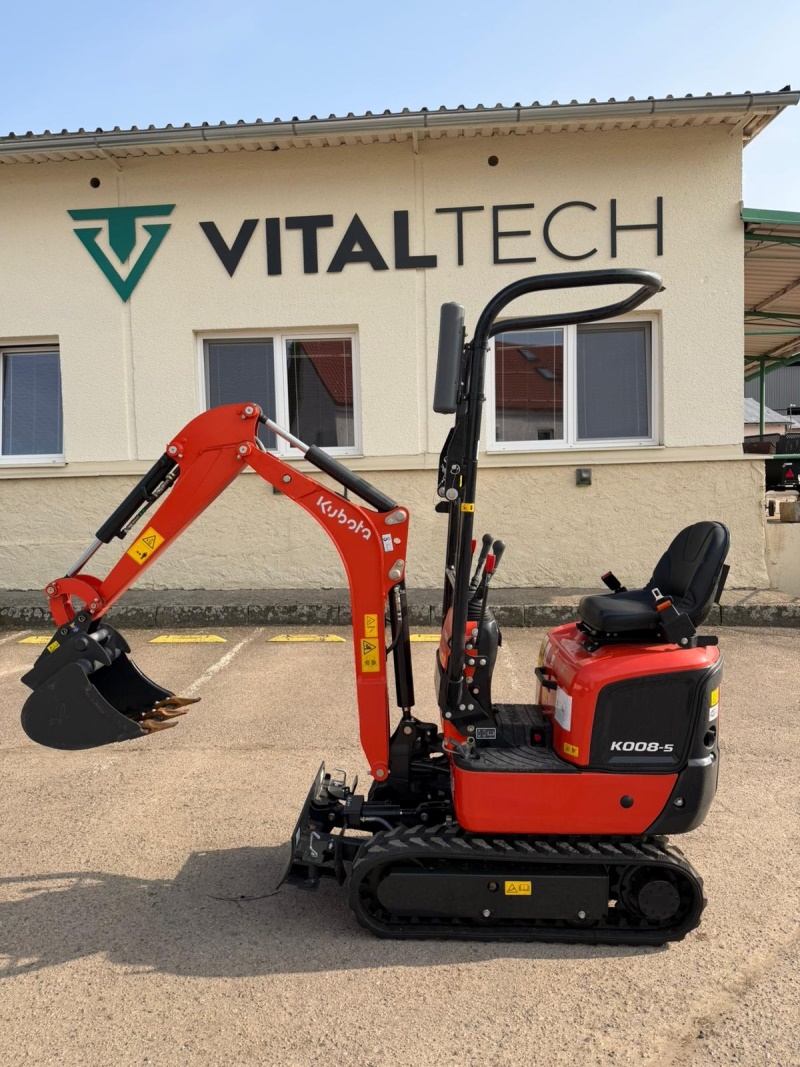 Minibagr Kubota K008-5
